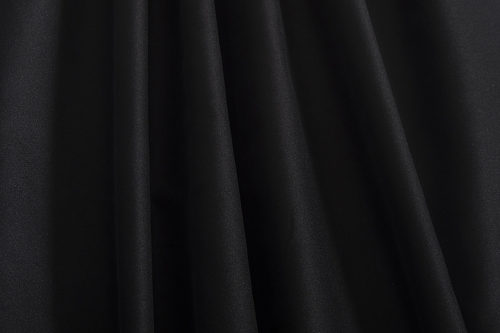 Tissu ignifuge noir